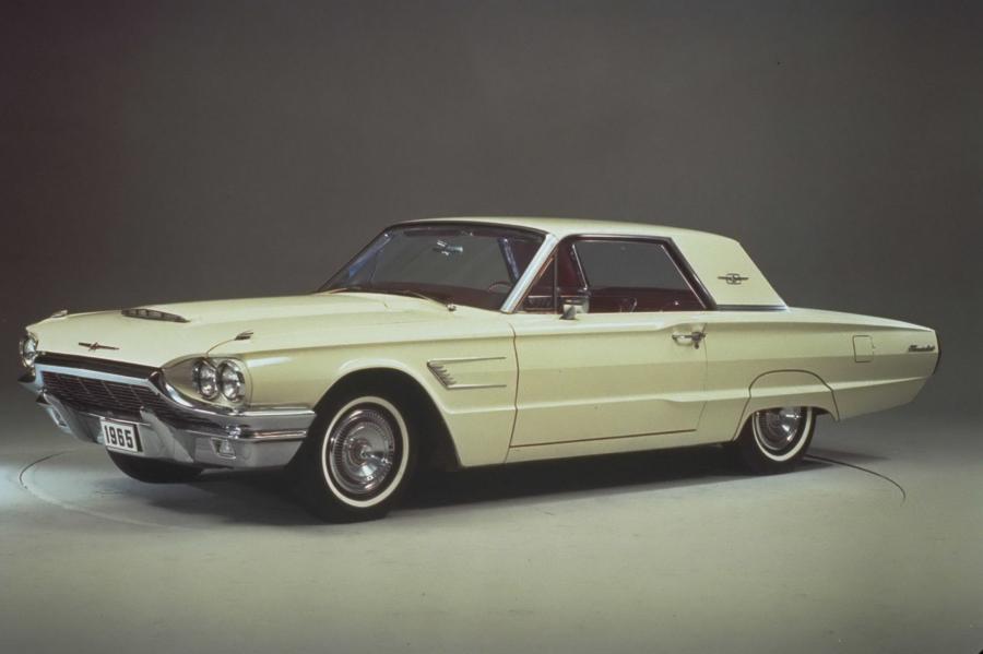  Ford Thunderbird Convertible 1961 года  (фото 11 из 12)